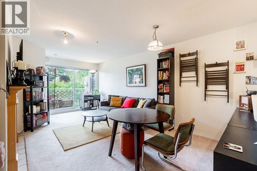 306-2929 W 4th Avenue, Vancouver, BC, V6K4T3 | Card Image