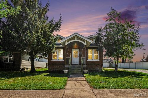 2318 Waterman Ave, Granite City, IL, 62040-4023 | Card Image