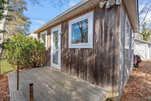 129 Beaver Dr, Mastic Beach, NY, 11951-2803 | Card Image