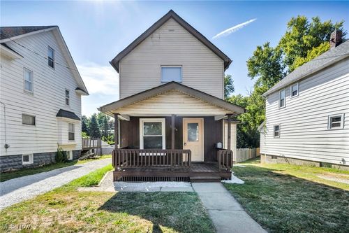 1084 Wooster Rd W, Barberton, OH, 44203-7146 | Card Image