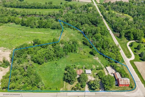 E7084 Ski Hill Rd, Reedsburg, WI, 53959-9553 | Card Image