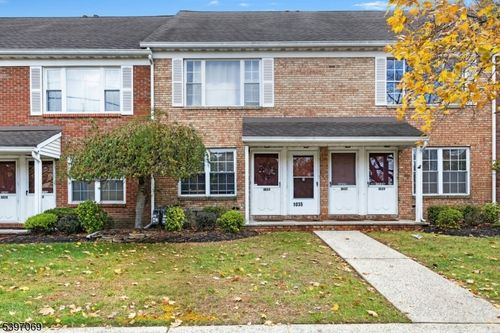 1033 Cellar Ave, Scotch Plains, NJ, 07076-3161 | Card Image