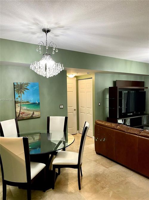 401w-1745 E Hallandale Beach Blvd, Hallandale Beach, FL, 33009 | Card Image