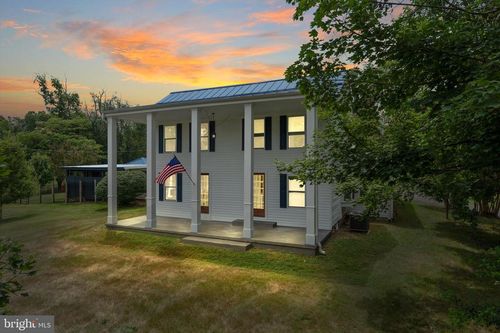 7105 Signal Hill Rd, Manassas, VA, 20111-4203 | Card Image