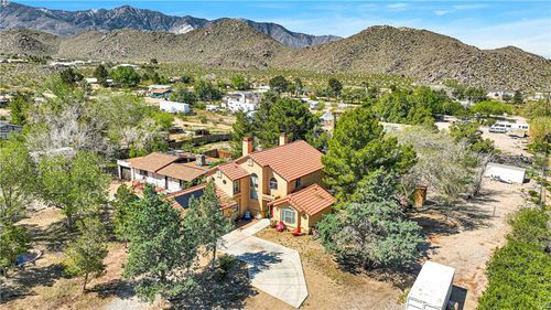 9210 Mesa Rd, Lucerne Valley, CA, 92356-8703 | Card Image