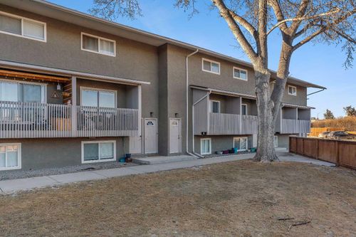 14-8112 36 Ave Nw, Calgary, AB, T3B3P3 | Card Image