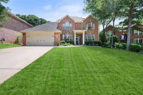 2014 Marie Weldon Ln, Arlington, TX, 76001-8430 | Card Image