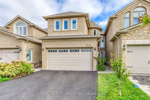 2233 Rockingham Dr, Oakville, ON, L6H6E7 | Card Image