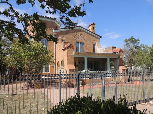 2102 Swenson St, Abilene, TX, 79603-3608 | Card Image