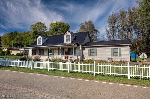 44790 County Road 23, Coshocton, OH, 43812-9746 | Card Image