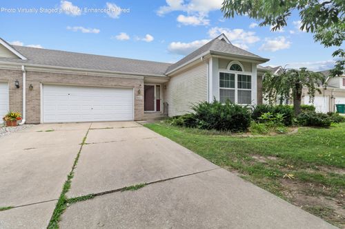8661 Van Buren St, Merrillville, IN, 46410-1458 | Card Image