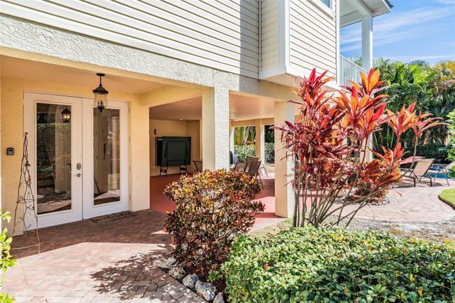 315 64 Th St, Condo with 3 bedrooms, 3 bathrooms and null parking in Holmes Beach FL | Image 5