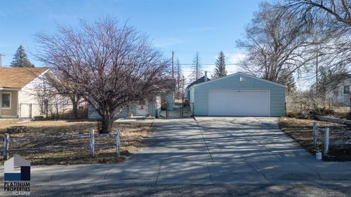 725 S Melrose St, Casper, WY, 82601-3445 | Card Image