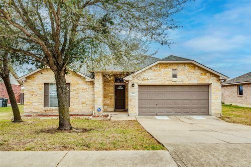 740 Dark Horse Ln, Buda, TX, 78610-5063 | Card Image