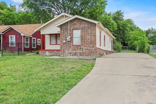 3926 S Denley Dr, Dallas, TX, 75216-5617 | Card Image