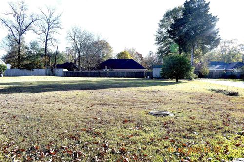 603 Neptune Dr, Bastrop, LA, 71220-3484 | Card Image