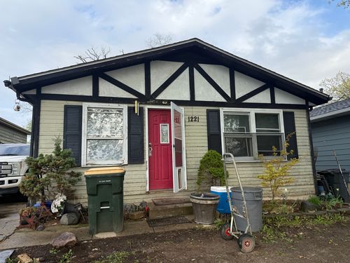 1221 Sunset Dr, Round Lake Beach, IL, 60073-2553 | Card Image