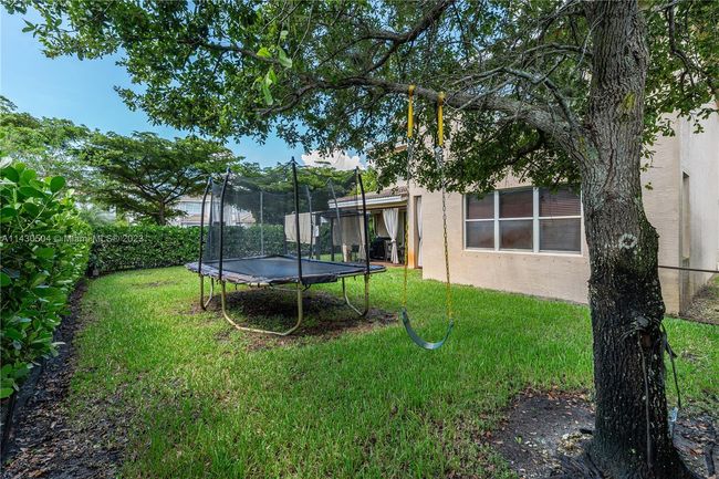 4783 Sw 176th Ter, House other with 5 bedrooms, 3 bathrooms and null parking in Miramar FL | Image 27