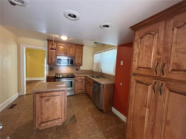 675 Sowell Rd, House other with 3 bedrooms, 1 bathrooms and null parking in MCDONOUGH GA | Image 4