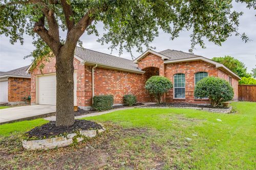 2012 Falls Creek Dr, Little Elm, TX, 75068-5883 | Card Image