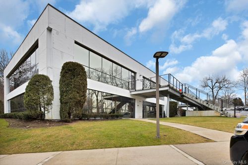 ste-104-1 Executive Blvd, Suffern, NY, 10901-4157 | Card Image
