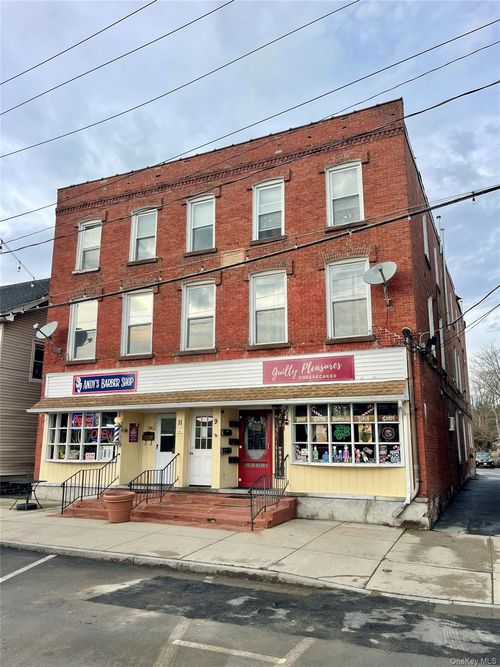 apt-2-11 Goshen Ave, Washingtonville, NY, 10992-1154 | Card Image