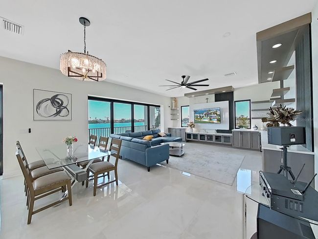 882 Bay Point Dr, House other with 5 bedrooms, 6 bathrooms and null parking in MADEIRA BEACH FL | Image 11