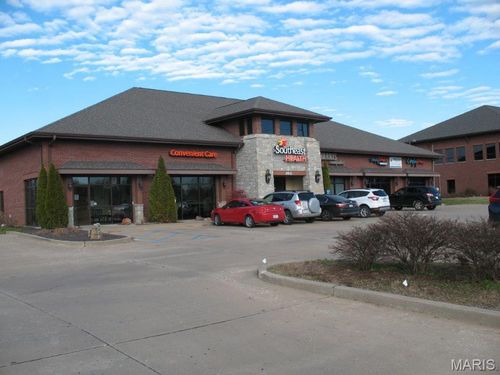 2432 E Main St, Jackson, MO, 63755-2487 | Card Image