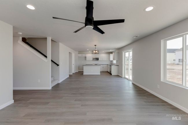 5289 E Grizzly St, House other with 4 bedrooms, 3 bathrooms and 3 parking in Nampa ID | Image 8