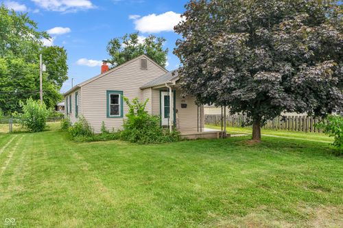 2816 16th St, Columbus, IN, 47201-5566 | Card Image