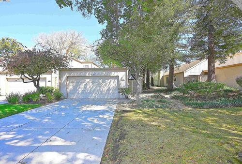 5261 Springdale Ave, Pleasanton, CA, 94588-3644 | Card Image