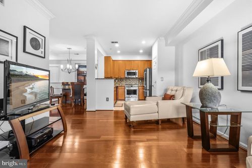 451-4854 Eisenhower Ave, ALEXANDRIA, VA, 22304-7342 | Card Image