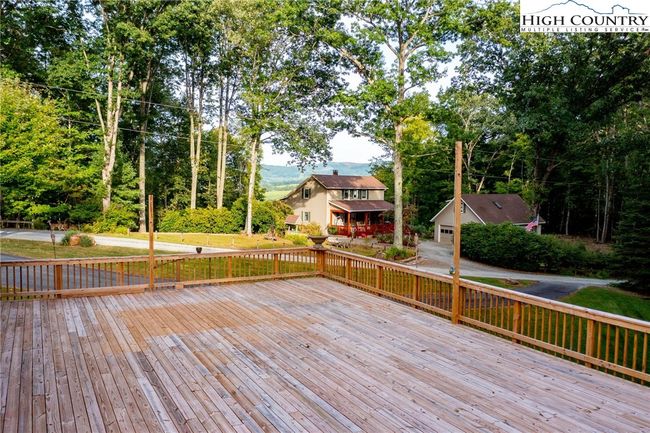 337 Pioneer Rdg, House other with 3 bedrooms, 2 bathrooms and null parking in Sparta NC | Image 49