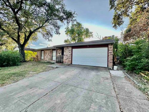 16118 Lazy Ridge Rd, Houston, TX, 77053-4616 | Card Image
