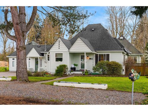 1054 Ne Faloma Rd, Portland, OR, 97211-1145 | Card Image