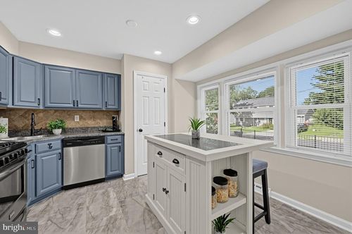 588 Barlow Ave, WEST DEPTFORD, NJ, 08096-1458 | Card Image