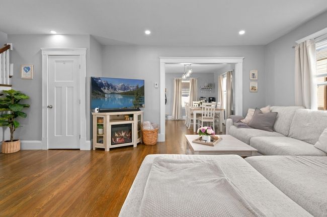A - 20 Franklin St, House other with 3 bedrooms, 2 bathrooms and 5 parking in Peabody MA | Image 6