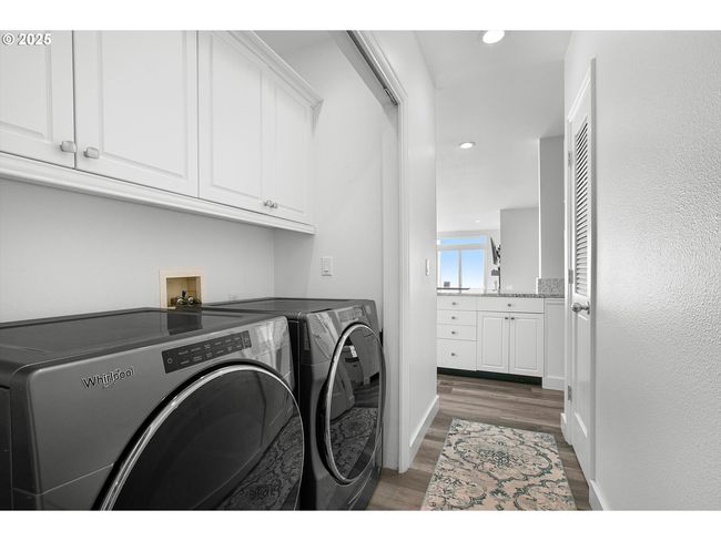 5852 Sw Cupola Dr, Condo with 2 bedrooms, 2 bathrooms and 1 parking in South Beach OR | Image 30