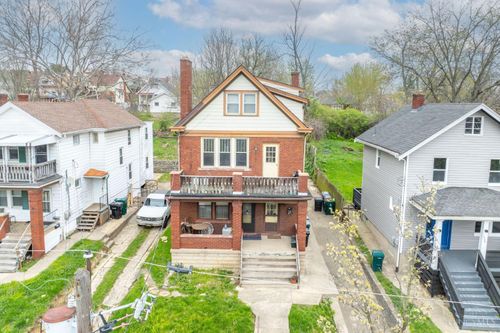 4526 Clearview Ave, Cincinnati, OH, 45205 | Card Image