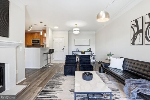 unit-4406-1580 Spring Gate Dr, MCLEAN, VA, 22102-3447 | Card Image