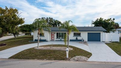 442 Hickory Road, House other with 3 bedrooms, 2 bathrooms and null parking in Venice FL | Image 1