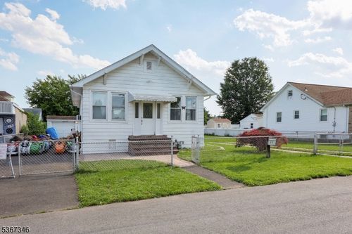 11 S Livingston Ave, Fords, NJ, 08863-1930 | Card Image