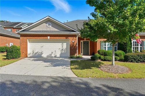 555 Sawnee Corners Dr, Cumming, GA, 30040-2018 | Card Image