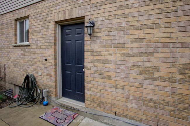 235 Huron St S, House attached with 3 bedrooms, 2 bathrooms and 3 parking in Saint Marys ON | Image 30
