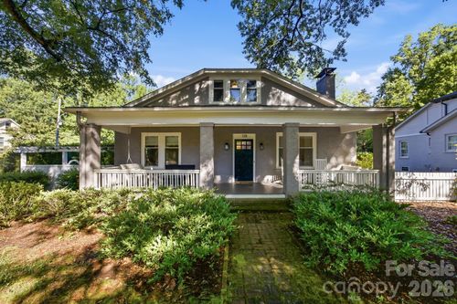 138 Woodland St, Davidson, NC, 28036-6043 | Card Image