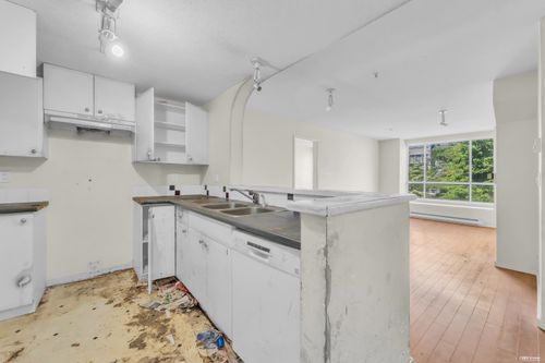 306-6833 Village Green, Burnaby, BC, V5E4M1 | Card Image