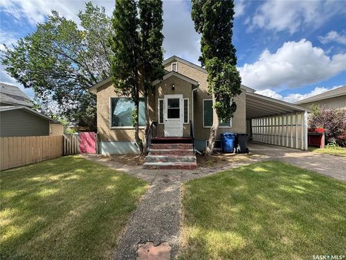 1021 105th St, North Battleford, SK, S9A1S4 | Card Image
