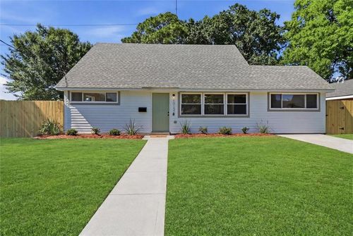 10137 Stephen Dr, River Ridge, LA, 70123-1403 | Card Image