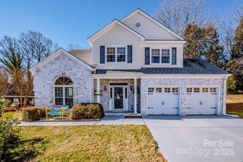 125 Lakewood Circle Drive, Mooresville, NC, 28117 | Card Image