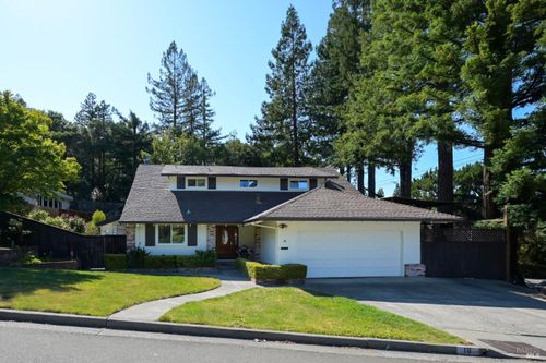 10 Pebble Beach Drive, Novato, CA, 94949 | Card Image